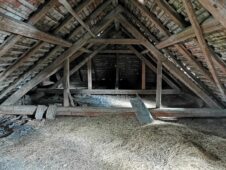 Dachboden räumen lassen Pinzgau